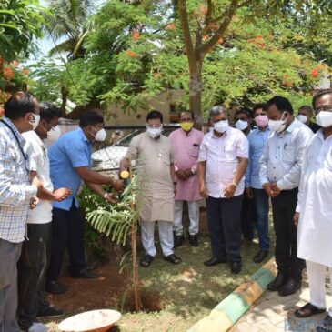 ಕಾಂಗ್ರೆಸ್ಸೇತರ ಪಕ್ಷ ಏಳು ವರ್ಷ ದೇಶ ಮುನ್ನಡೆಸಿರುವುದು ಭಾರತದಲ್ಲಿ ಐತಿಹಾಸಿಕ ಮೈಲುಗಲ್ಲು: ಸಚಿವ ಜೋಶಿ