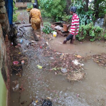 ತೌಕ್ಟೆ ಪರಿಣಾಮ..  ಕುಮಟಾ ತಾಲೂಕಿನ ಸಮುದ್ರ ತೀರದಲ್ಲಿ ಮನೆಗಳಿಗೆ ನುಗ್ಗಿದ ನೀರು, ಬಾವಿ ನೀರೆಲ್ಲ ಉಪ್ಪುಪ್ಪು..