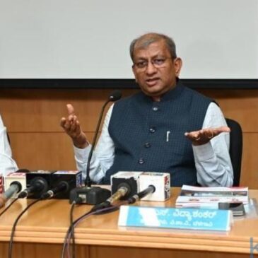 ಆಗಸ್ಟ್‌ 1ರಂದು ವಿಟಿಯು ಘಟಿಕೋತ್ಸವ :  ಚಿನ್ಮಯ ವಿಕಾಸಗೆ ೧೩ ಚಿನ್ನದ ಪದಕ, ಡಾ. ನಿರ್ಮಲಾನಂದ ಸ್ವಾಮೀಜಿ ಸೇರಿದಂತೆ ಮೂವರಿಗೆ ಡಾಕ್ಟರ್ ಆಫ್ ಸೈನ್ಸ್ ಗೌರವ ಪ್ರದಾನ