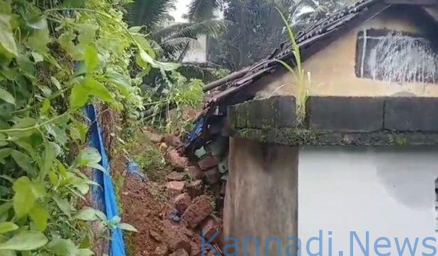 ಉಳ್ಳಾಲ : ಭಾರೀ ಮಳೆಗೆ ಕಂಪೌಂಡ್ ಗೋಡೆ ಕುಸಿದು ಒಂದೇ ಕುಟುಂಬದ ನಾಲ್ವರು ಸಾವು