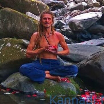 ವೀಡಿಯೊ | ಉಕ್ರೇನ್‌ ಯುದ್ಧದಲ್ಲಿ ಮೃತ ರಷ್ಯಾದ ಸೈನಿಕನ ಅಂತಿಮ ಸಂಸ್ಕಾರವನ್ನು ಹಿಂದೂ ಧರ್ಮದ ಪದ್ಧತಿಯಂತೆ ಆನ್‌ಲೈನ್‌ಲ್ಲಿ ನೆರವೇರಿಸಿದ ಗೋಕರ್ಣ ಅರ್ಚಕರು…!