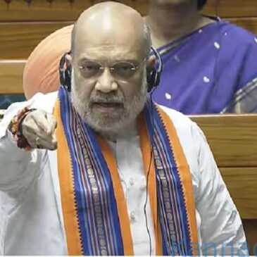 ವೀಡಿಯೊ..| ಲೋಕಸಭೆಯಲ್ಲಿ ಮಂಡಿಸಿದ ಬಂಧಿತ ಸಚಿವರ ವಜಾಗೊಳಿಸುವ ಮಸೂದೆ ಪ್ರತಿಗಳನ್ನು ಹರಿದು ಅಮಿತ್ ಶಾ ಮೇಲೆ ಎಸೆದ ವಿಪಕ್ಷಗಳು