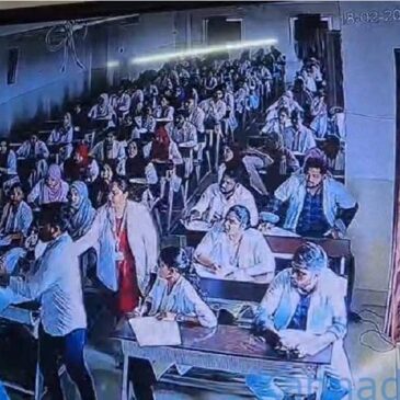 ಕಲಬುರ್ಗಿ : ಪರೀಕ್ಷೆಯಲ್ಲಿ ನಕಲು ತಡೆದ ಶಿಕ್ಷಕರ ಮೇಲೆ ವಿದ್ಯಾರ್ಥಿಯಿಂದ ಹಲ್ಲೆ ; ದೃಶ್ಯ ಸಿಸಿಟಿವಿಯಲ್ಲಿ ಸೆರೆ