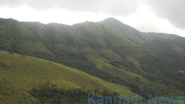 ಚಿಕ್ಕಮಗಳೂರು : ಪ್ರವಾಸಕ್ಕೆ ಬಂದಿದ್ದ ಕೇರಳದ ವಿದ್ಯಾರ್ಥಿನಿ ಚಂದ್ರದ್ರೋಣ ಪರ್ವತ ಪ್ರದೇಶದಲ್ಲಿ ನಾಪತ್ತೆ