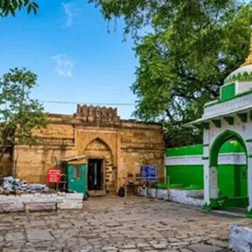 ಭೋಜಶಾಲಾ–ಕಮಾಲ್ ಮೌಲಾ ಪ್ರಕರಣ: ಶುಕ್ರವಾರದ ನಮಾಜ್‌ಗೆ ಮುಸ್ಲಿಮರಿಗೆ ಪ್ರತ್ಯೇಕ ಸ್ಥಳ ಕಲ್ಪಿಸಲು ಸುಪ್ರೀಂ ಕೋರ್ಟ್ ನಿರ್ದೇಶನ