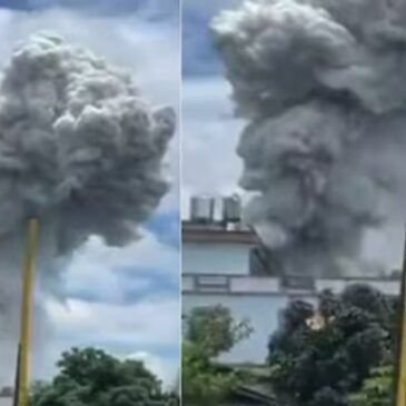 ವಿಡಿಯೊಗಳು  : ಮ್ಯಾನ್ಮಾರ್‌ನಲ್ಲಿ ಭೀಕರ ಸ್ಫೋಟಕ್ಕೆ ಧ್ವಂಸಗೊಂಡ ಕಟ್ಟಡ; ಆರು ಮಕ್ಕಳು ಸೇರಿ 45ಕ್ಕೂ ಹೆಚ್ಚು ಜನರು ಸಾವು