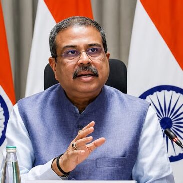 ಸಚಿವ ಸ್ಥಾನಕ್ಕೆ ಧರ್ಮೇಂದ್ರ ಪ್ರಧಾನ್ ರಾಜೀನಾಮೆ ; ರಾಜಕೀಯ ಹಿನ್ನಡೆಯೋ ಅಥವಾ ಲೆಕ್ಕಾಚಾರದ ನಡೆಯೋ..?