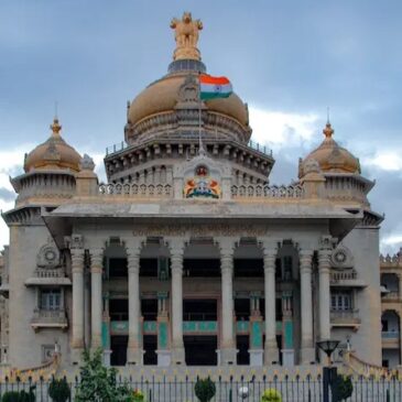 ವೃತ್ತಿಪರ ಕೋರ್ಸ್‌ಗಳಲ್ಲಿ ಗ್ರಾಮೀಣ ಸರ್ಕಾರಿ ಶಾಲಾ ವಿದ್ಯಾರ್ಥಿಗಳಿಗೆ  ಶೇ. 7.5 ಮೀಸಲಾತಿ ; ಕರಡು ನಿಯಮ ಪ್ರಕಟಿಸಿದ ಸರ್ಕಾರ